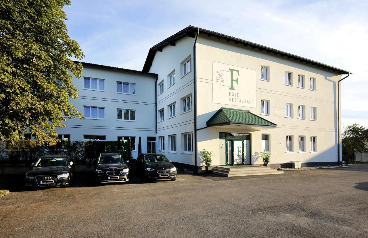F Hotel 24H Check-In Hörsching Kültér fotó