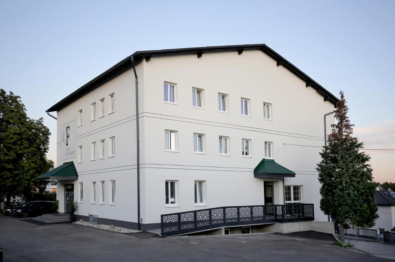 F Hotel 24H Check-In Hörsching Kültér fotó