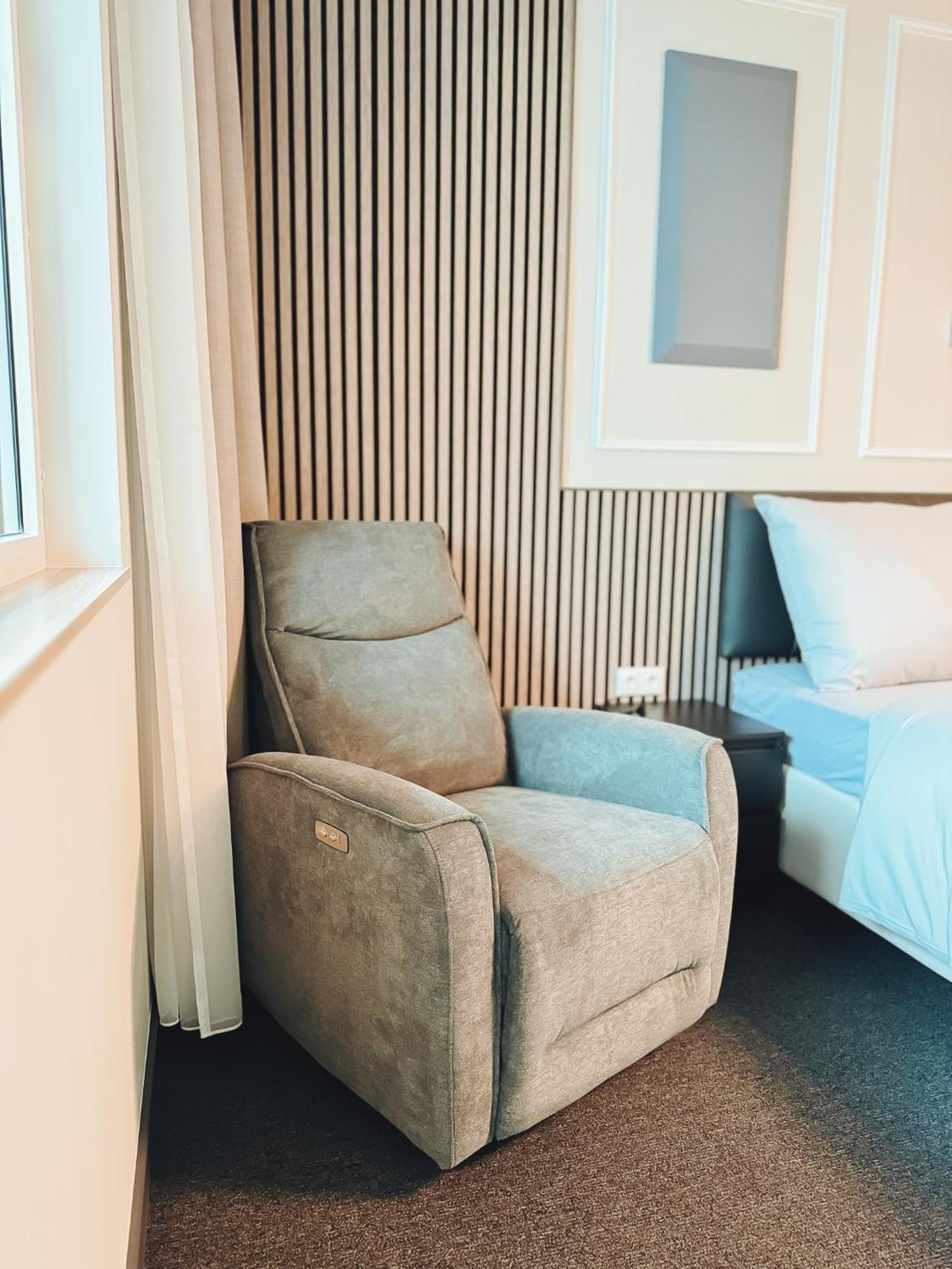 F Hotel 24H Check-In Hörsching Kültér fotó